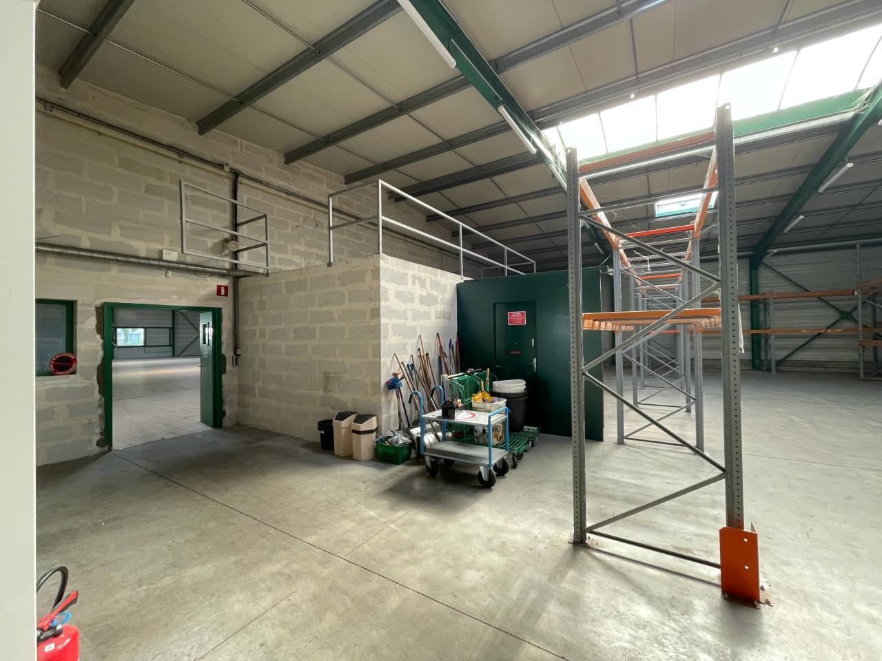 Local d'activité Saint-Priest 1064m² Location local d'activité Saint-Priest Rhône OLACT2531623 2